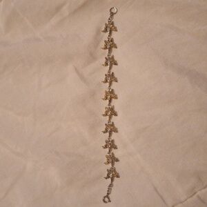 Silver tone with yellow accents starfish braclette